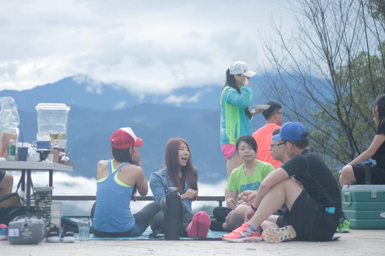 Sun Moon Lake Onelife Hostel Yuchi Bagian luar foto