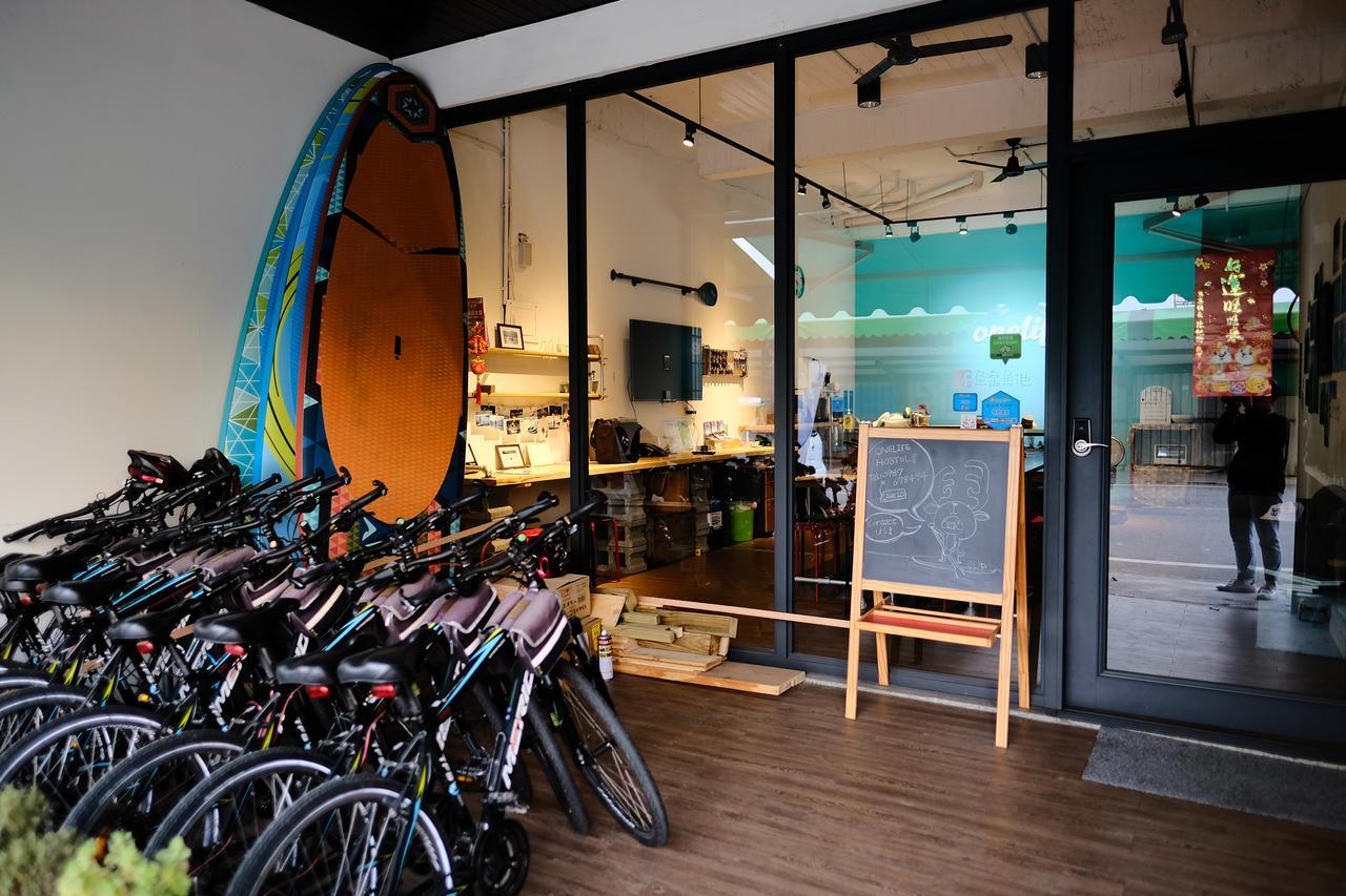 Sun Moon Lake Onelife Hostel Yuchi Bagian luar foto